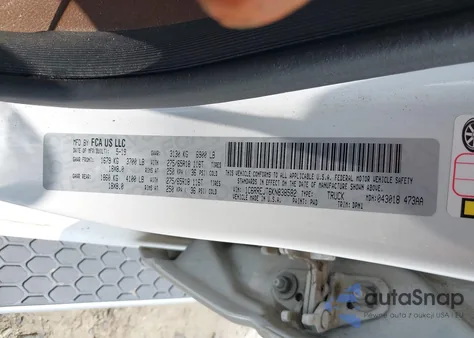 2019 Ram 1500 Laramie 4X2 5'7 Box z USA, uszkodzony, nr VIN 1C6RREJT6KN838582